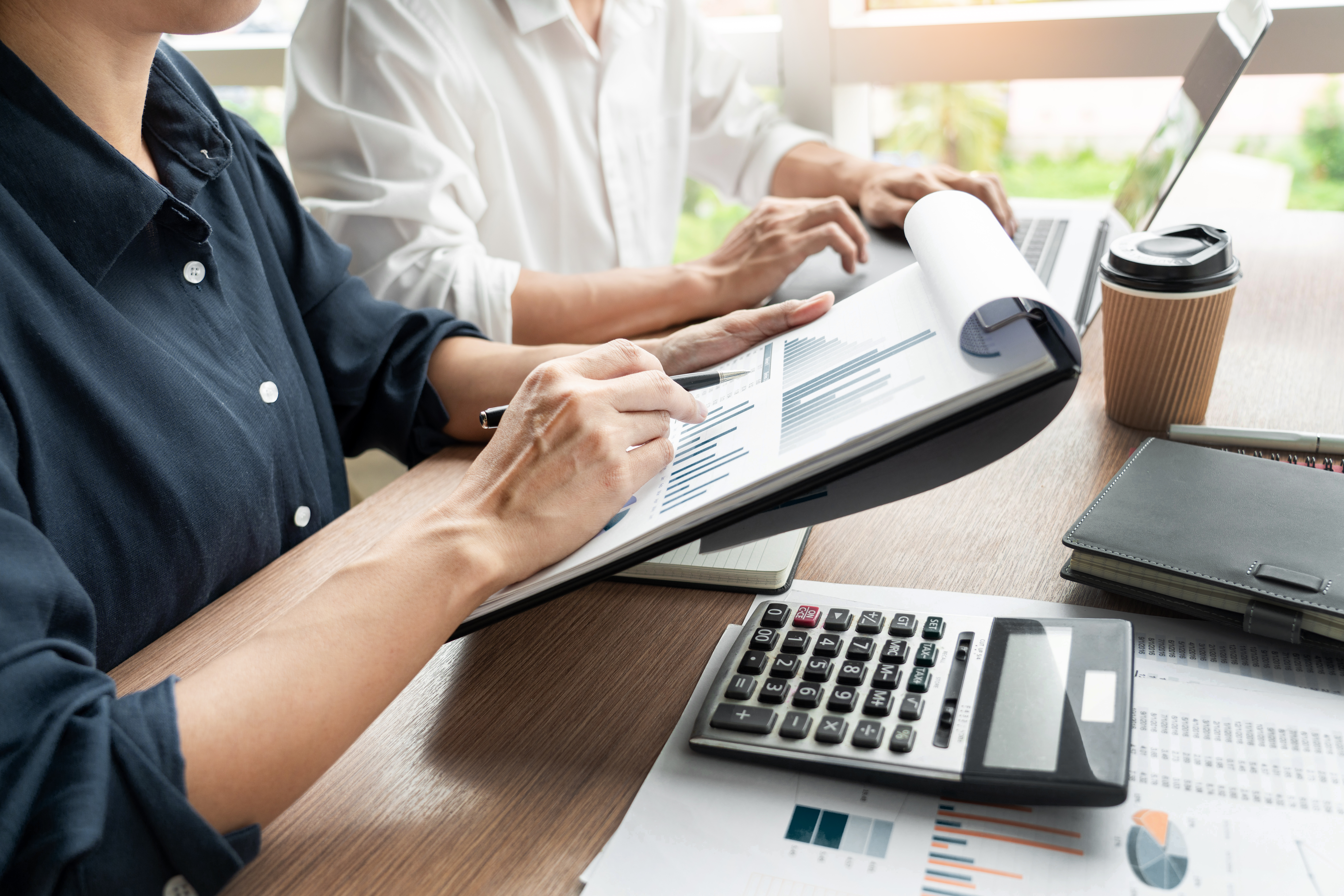 Grafik peningkatan rasio pajak Indonesia tahun 2025