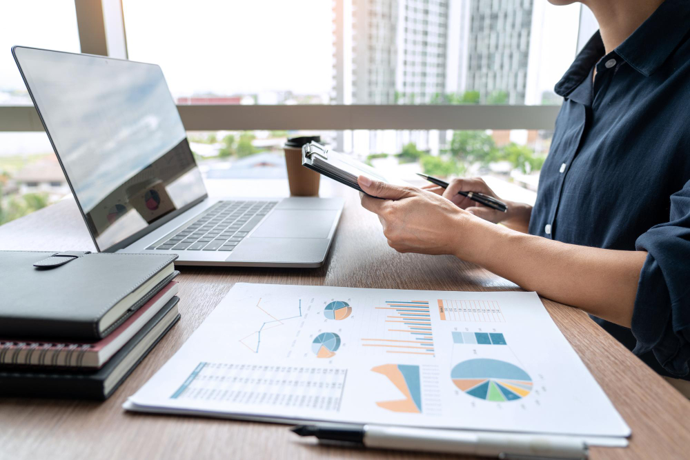 Ilustrasi pelaporan SPT Tahunan dan sistem Coretax DJP